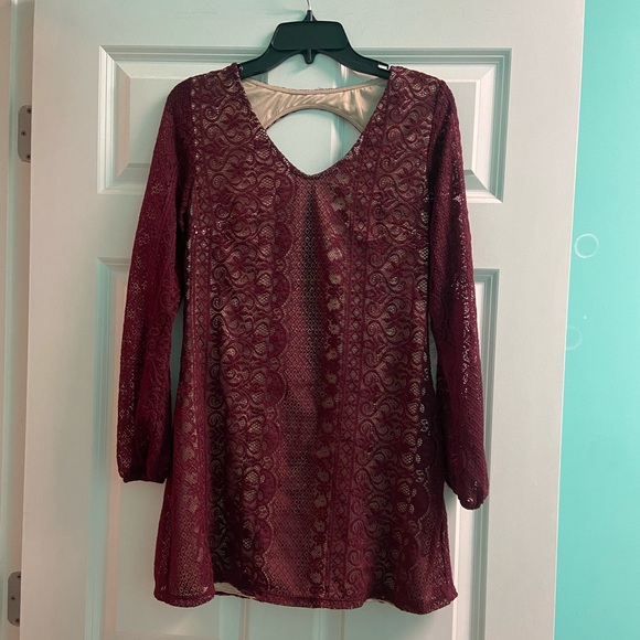 Speechless Dresses & Skirts - Burgundy dress, medium